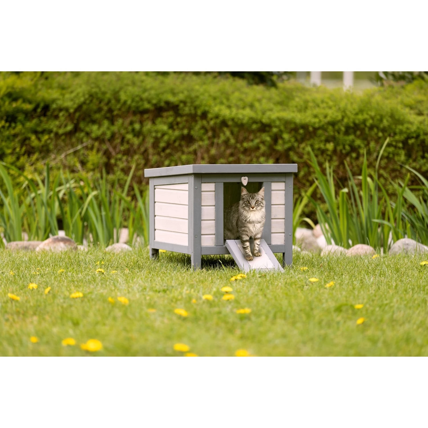 TRIXIE Natura Insulated Cat House 4 TRIXIE Natura Insulated Cat House - Image 2