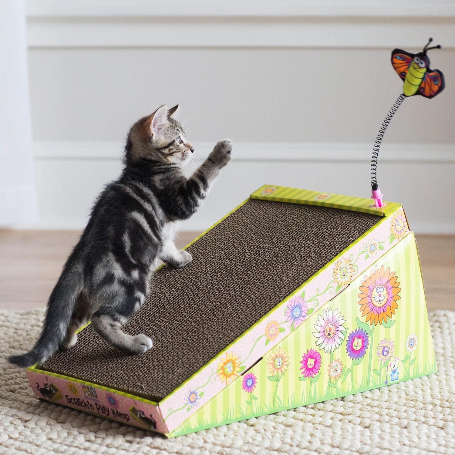 Fat Cat Big Mama's Scratch 'N Play Ramp Cat Toy 5 Fat Cat Big Mama's Scratch 'N Play Ramp Cat Toy - Image 3